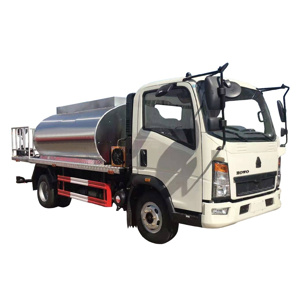 Citerne distributeur d'asphalte 5-6 Cbm