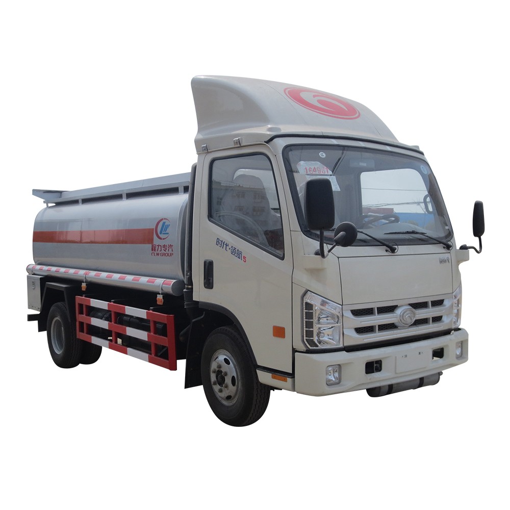 Camion citerne Forland 3000 litres